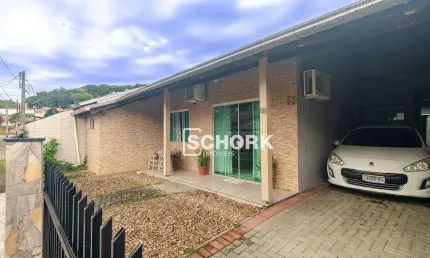 Casa com 4 dormitórios à venda, 190 m² por R$ 750.000,00 - Itoupava Central - Blumenau/SC