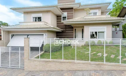 Casa com 3 dormitórios à venda, 260 m² por R$ 1.790.000,00 - Velha - Blumenau/SC