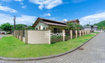 Casa com 4 dormitórios à venda, 212 m² por R$ 650.000,00 - Das Capitais - Timbó/SC
