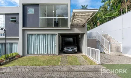 Casa com 3 dormitórios à venda, 157 m² por R$ 705.000,00 - Água Verde - Blumenau/SC