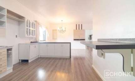 Casa com 3 dormitórios para alugar, 250 m² por R$ 5.255,79/mês - Itoupava Central - Blumenau/SC