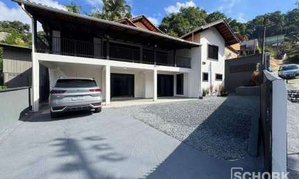 Casa com 4 dormitórios à venda, 400 m² por R$ 750.000,00 - Água Verde - Blumenau/SC