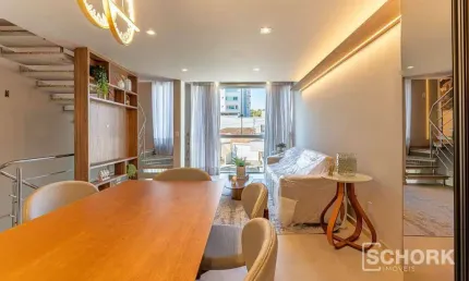 Sobrado com 2 dormitórios à venda, 146 m² por R$ 880.000,00 - Água Verde - Blumenau/SC
