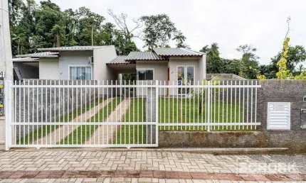 Casa com 2 dormitórios à venda, 63 m² por R$ 315.000,00 - Araponguinhas - Timbó/SC