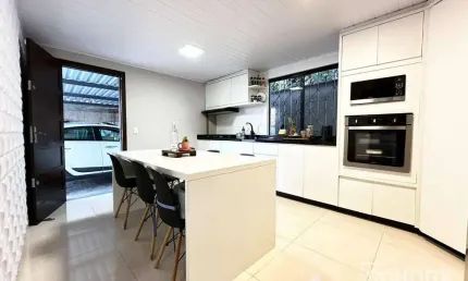Casa com 3 dormitórios à venda, 180 m² por R$ 579.000,00 - Vila Nova - Blumenau/SC