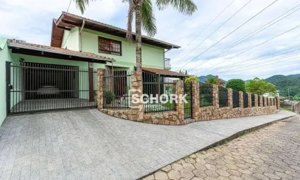 Casa com 3 dormitórios à venda, 250 m² por R$ 1.400.000,00 - Itoupava Central - Blumenau/SC