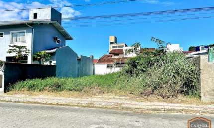 Terreno à venda na Rua Rouxinol, 1003, Bombas, Bombinhas