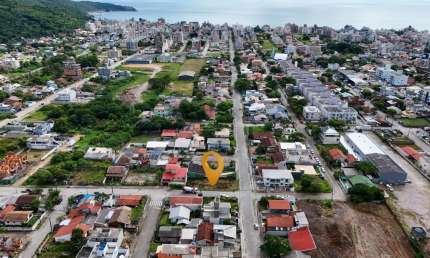 Terreno à venda na Rua Juriti, 323, Bombas, Bombinhas