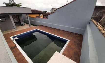 Casa de Alto Padrão à Venda em Itanhaém – 3 Dormitórios com Piscina e Churrasqueira, Próximo à Praia!