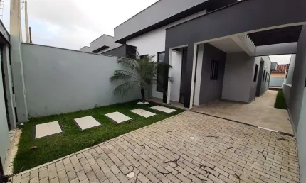 Imóvel de alto padrão em itanhaém – casa com piscina, área gourmet e 3 quartos a 1.000m da praia!