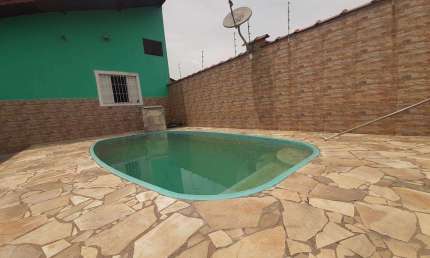 Casa com 2 quartos à venda no Jussara, Mongaguá , 81 m2 por R$ 380.000