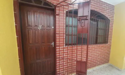 ✅ Casa de Condomínio à Venda em Mongaguá — 2 Dormitórios, Suíte, Churrasqueira e Perto da Praia!