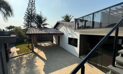 Casa à venda em Itanhaém, Baln Bopiranga, com 3 quartos, com 127.93 m²
