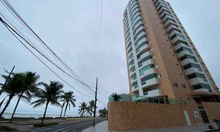 Viva de Frente para o Mar! Apartamento em Mongaguá com Piscina e 2 Dormitórios