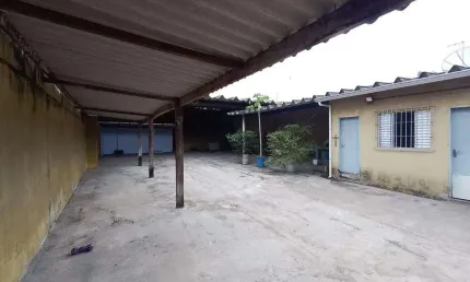 Casa à venda em mongaguá, itaóca, com 2 quartos, com 50 m²