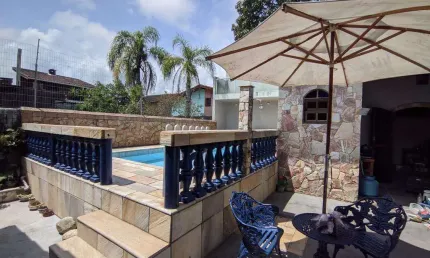 Casa com 2 quartos à venda na Vila Loty, Itanhaém 