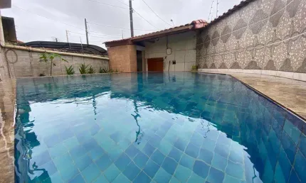 Sobrado à venda em Itanhaém, Baln Gaivotas, com 5 quartos, com 169 m²