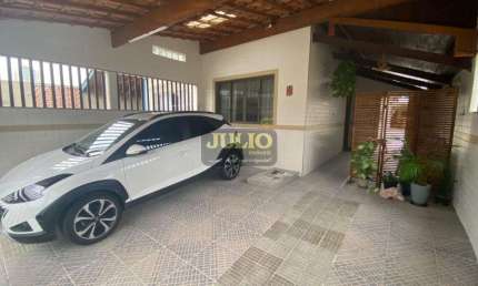 Casa à venda em Mongaguá, Vila Anhanguera, com 4 quartos (1 suíte)