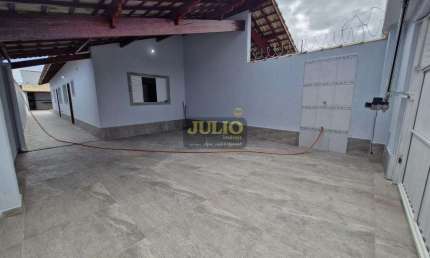 Casa à Venda em Mongaguá com Piscina e Churrasqueira – Agenor de Campos