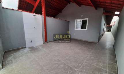 ✅ Casa à Venda em Mongaguá — 3 Dormitórios, Suíte, Piscina e 2 Vagas, Terreno Amplo!