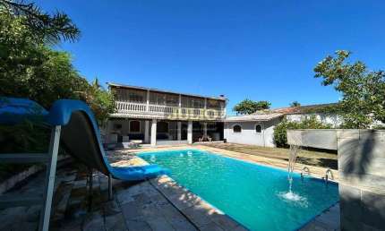 Sobrado à venda em Itanhaém, Baln Tupy, com 4 quartos, com 200.46 m²