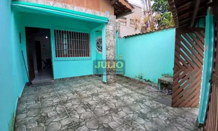 Casa lado praia em itanhaém com 1 quarto e quintal – suarão
