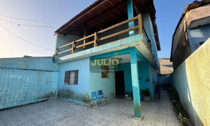 SOBRADO  COM 3 QUARTOS À VENDA NO BAIRRO VERA CRUZ EM MONGAGUÁ – LOCALIZAÇÃO PRIVILEGIADA