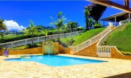 Fazenda à venda na Fernão Dias, Centro, Cambuí