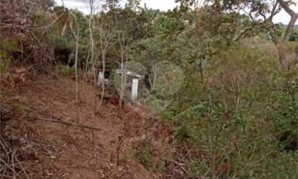 Terreno à venda na Caminho 10, Centro, Jarinu