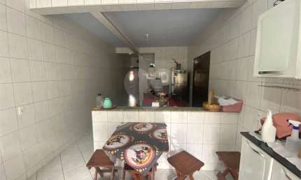 Sobrado com 3 quartos à venda em Vila Santa Terezinha - SP