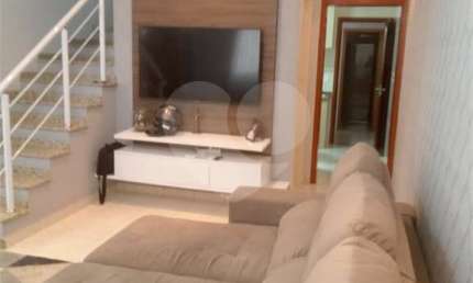 Condomínio com 2 quartos à venda em Jardim Martins - SP