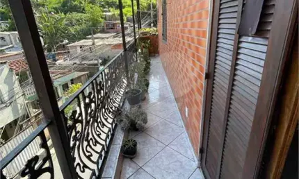 Sobrado com 2 quartos à venda em Jardim Tamoio - SP