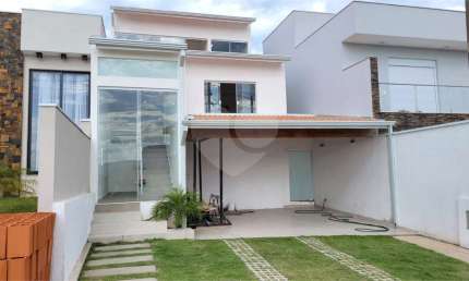 Condomínio com 3 quartos à venda em Vila Aparecida - SP