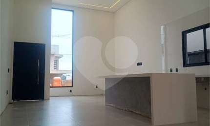 Condomínio com 3 quartos à venda em São Venâncio - SP