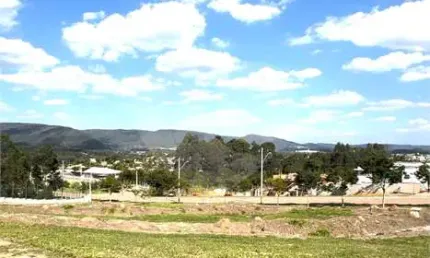 Terreno em condomínio fechado à venda na Rua Salvador Caruso Orlando, Medeiros, Jundiaí