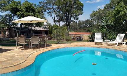 Chácara com 7 quartos à venda ou para locação em Rio Acima - SP