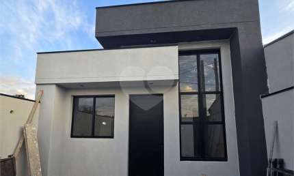 Casa com 3 quartos à venda em Jardim Vale Verde - SP