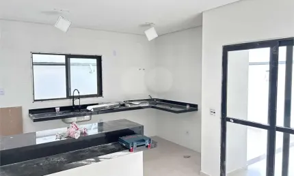 Condomínio com 3 quartos à venda em Jardim Celeste - SP