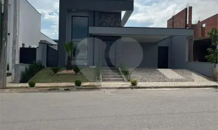 Condomínio com 3 quartos à venda em São Venâncio - SP