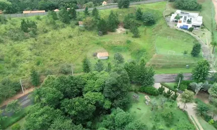 Terreno à venda na Avenida Cassatella, Ivoturucaia, Jundiaí