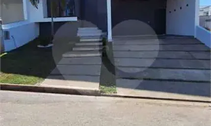 Casa com 3 quartos à venda em Residencial Vila Victoria - SP