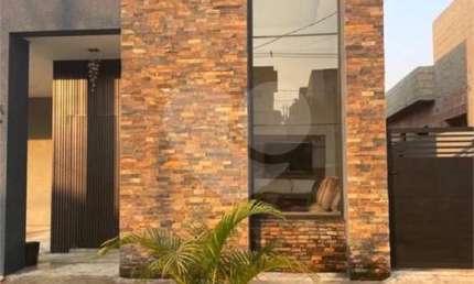 Condomínio com 3 quartos à venda em São Venâncio - SP