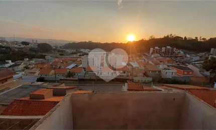 Casa com 5 quartos à venda na Professora Benedita Siqueira De Godoy, Jardim Roma, Jundiaí