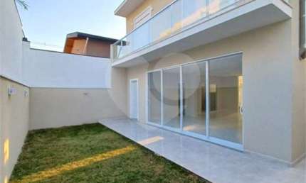 Condomínio com 3 quartos à venda em Loteamento Reserva Ermida - SP