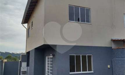 Sobrado com 2 quartos à venda em Estância Santa Helena - SP