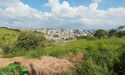 Loteamento à venda em Loteamento Portal Da Colina - SP