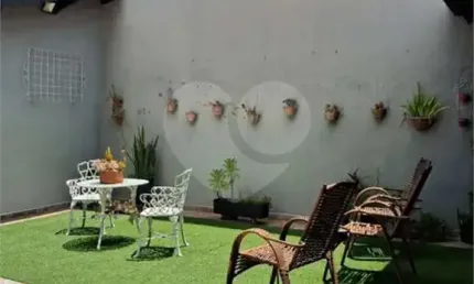 Casa com 3 quartos para locação em Jardim Cristina - SP