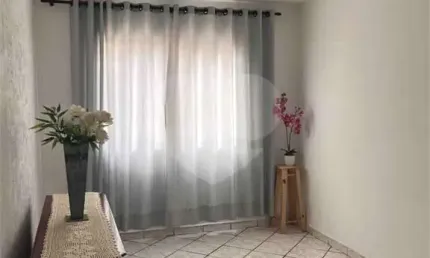 Apartamento com 3 quartos à venda em Santa Júlia - SP