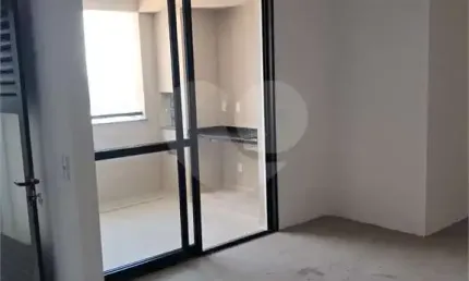 Apartamento com 3 quartos à venda em Jardim Do Lago - SP