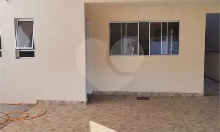 Casa com 3 quartos à venda em Parque Residencial Paraíso - SP